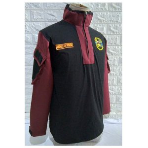 Kaos Lapangan Hitam-Marun