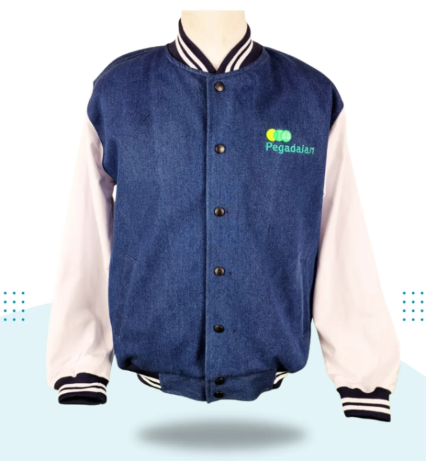 Kemeja Varsity Seragam